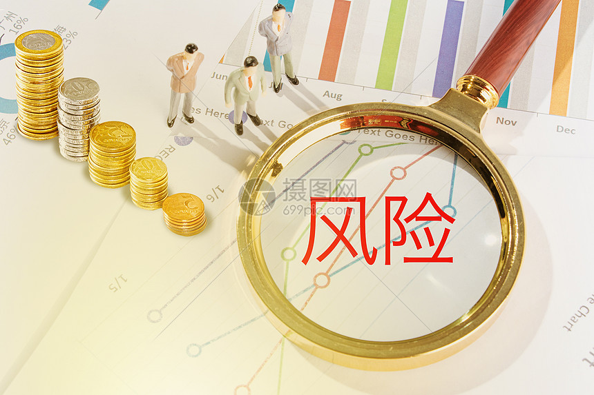 A股市场动态 | A股小幅震荡！券商股异动 军工板块继续强劲表现